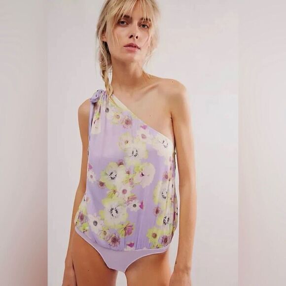 NWOT FREE PEOPLE Intimately - Soft Flutter Bodysuit size small - Picture 1 of 8